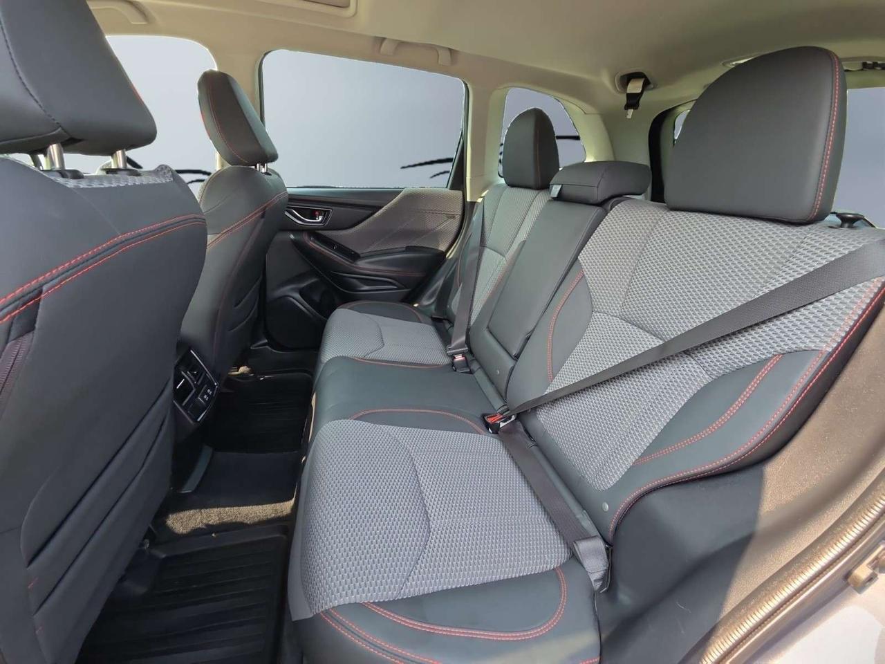 2023 Subaru Forester Sport EYESIGHT * NO ACCIDENTS / 1 OWNER / SUNROOF / DRIVER ASSIST Photo