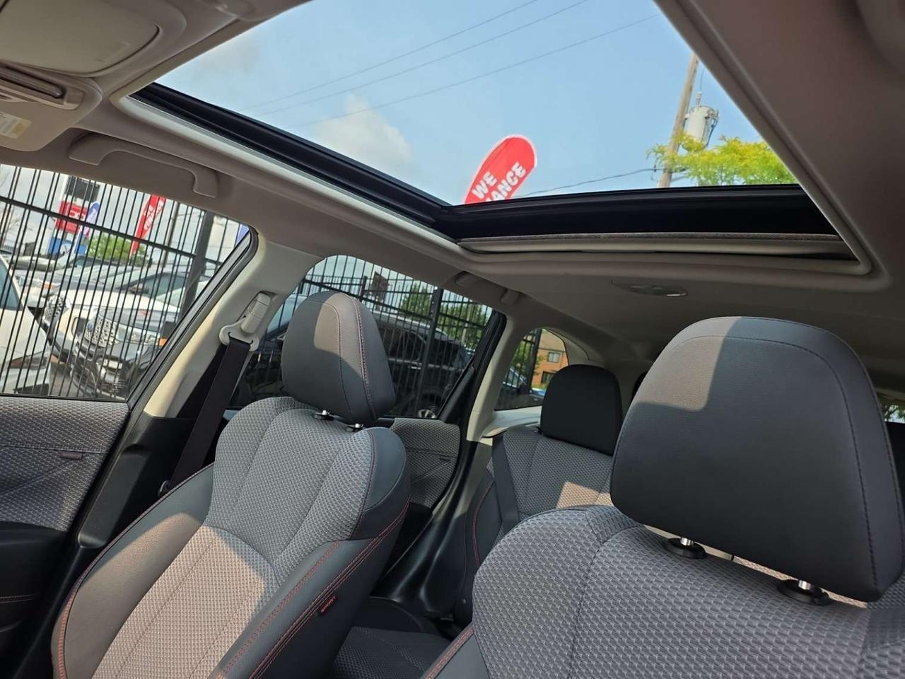 2023 Subaru Forester Sport EYESIGHT * NO ACCIDENTS / 1 OWNER / SUNROOF / DRIVER ASSIST Photo