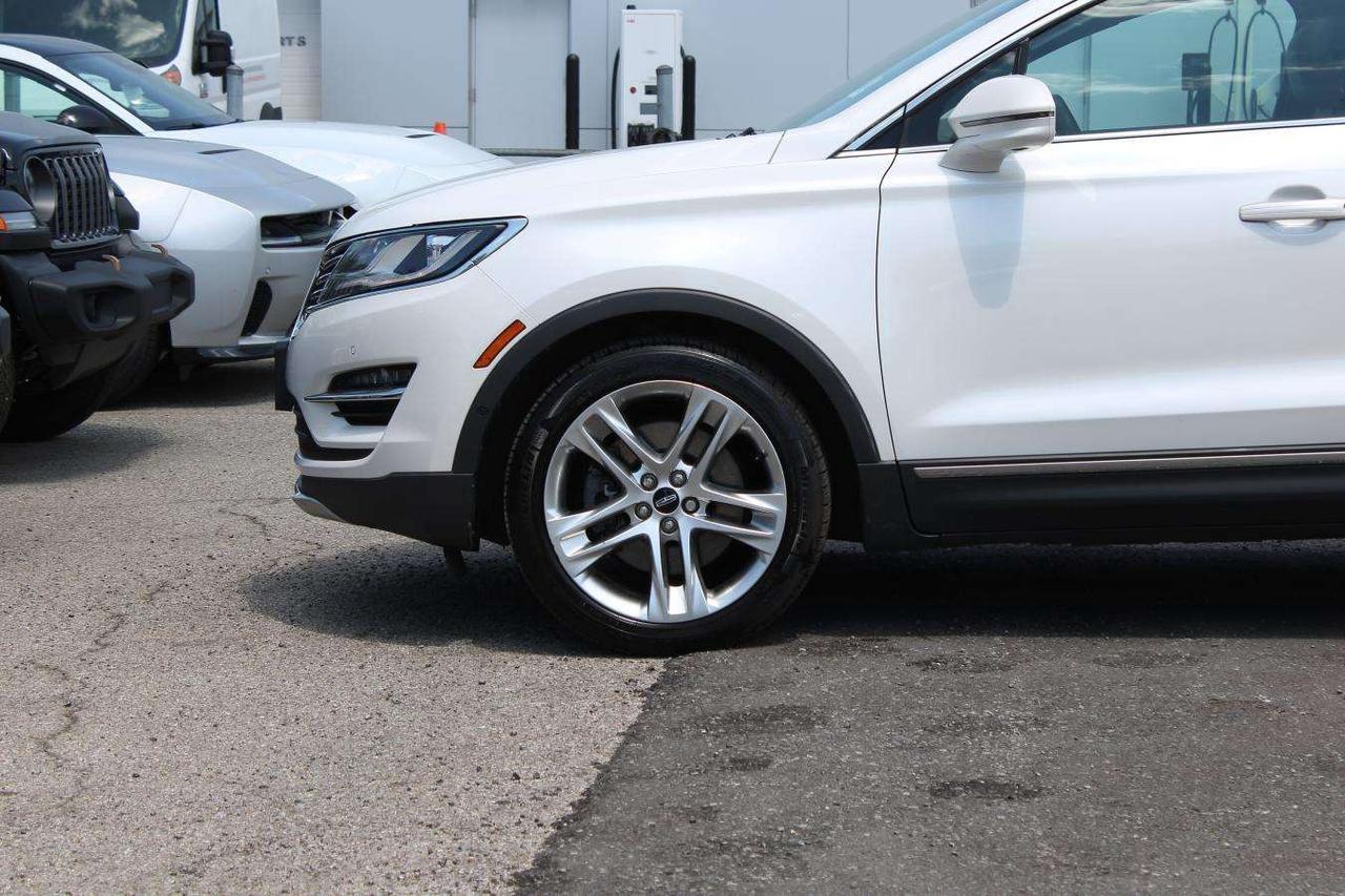 2015 Lincoln MKC AWD  Gps SiriusXM ReverseCamera Moonroof HtdSeats Photo