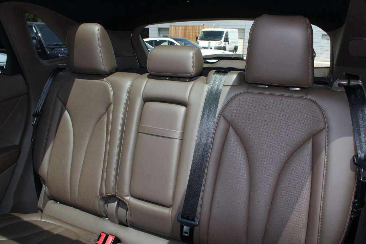 2015 Lincoln MKC AWD  Gps SiriusXM ReverseCamera Moonroof HtdSeats Photo
