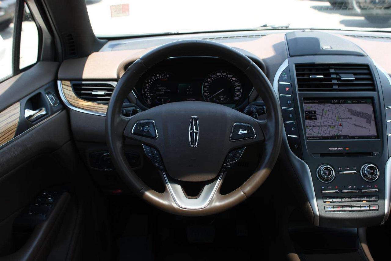 2015 Lincoln MKC AWD  Gps SiriusXM ReverseCamera Moonroof HtdSeats Photo