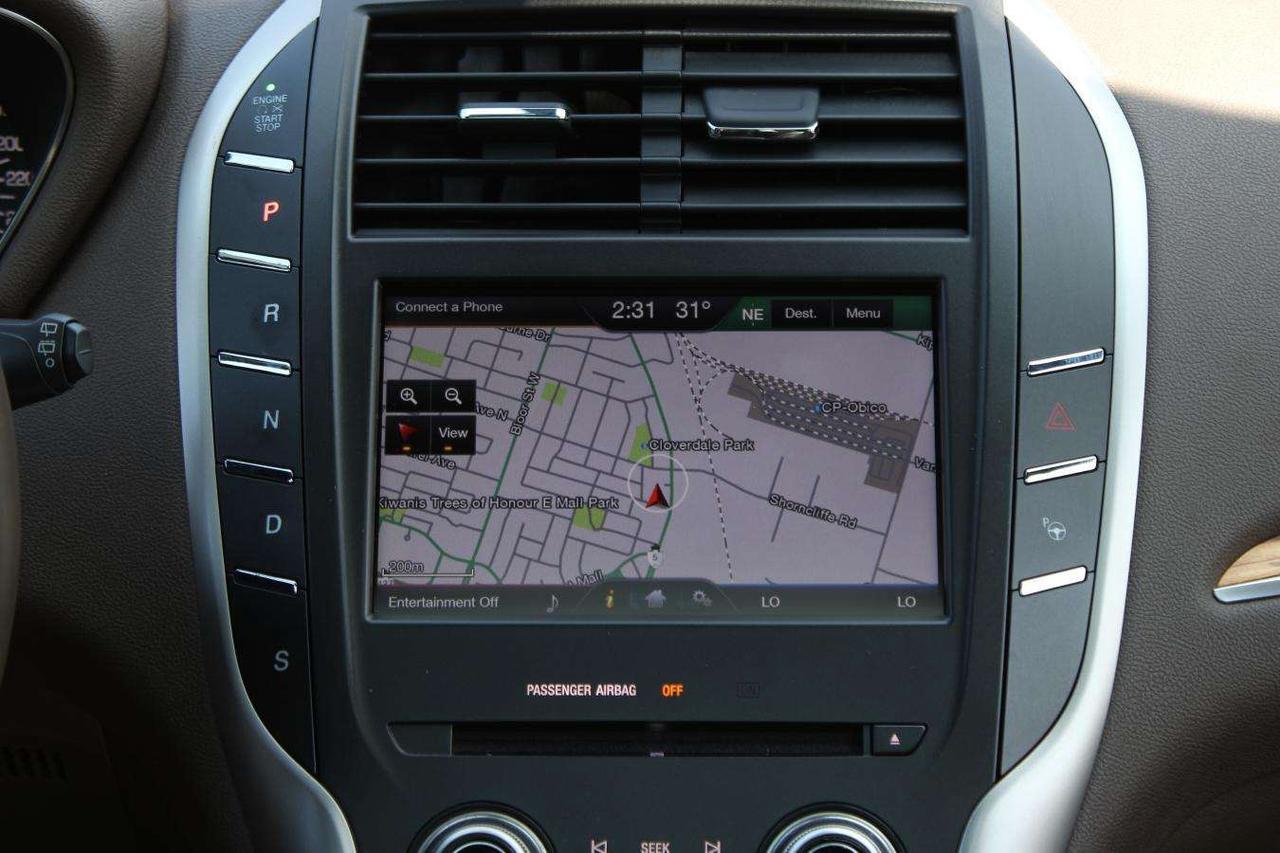 2015 Lincoln MKC AWD  Gps SiriusXM ReverseCamera Moonroof HtdSeats Photo