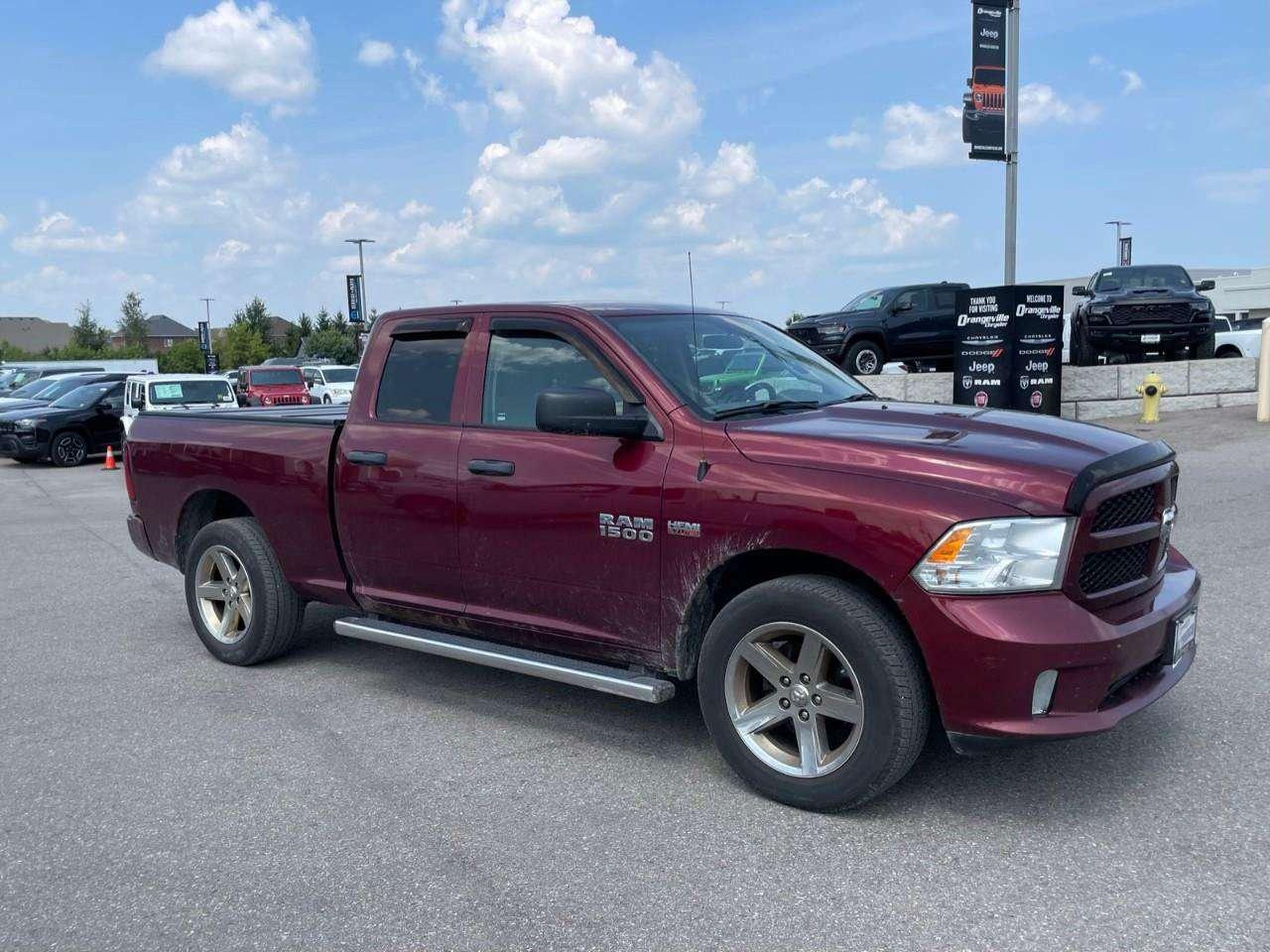 2017 RAM 1500 5.7 L HEMI   4X4   BACK UP CAM Photo