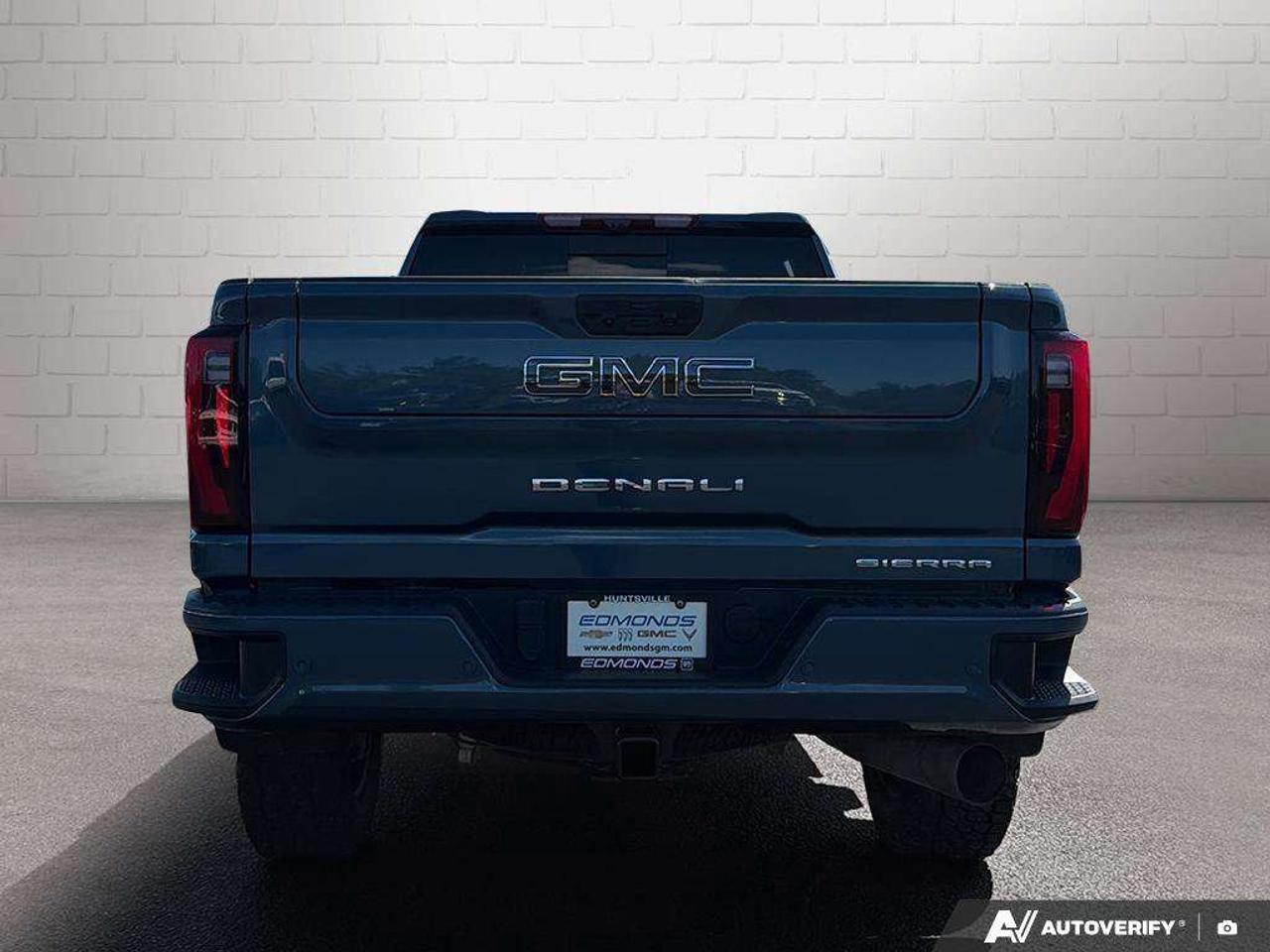 2024 GMC SIERRA 2500HD One Owner   Heated + Vented Seats   Trailer Brake Controller   Remote Start Photo3