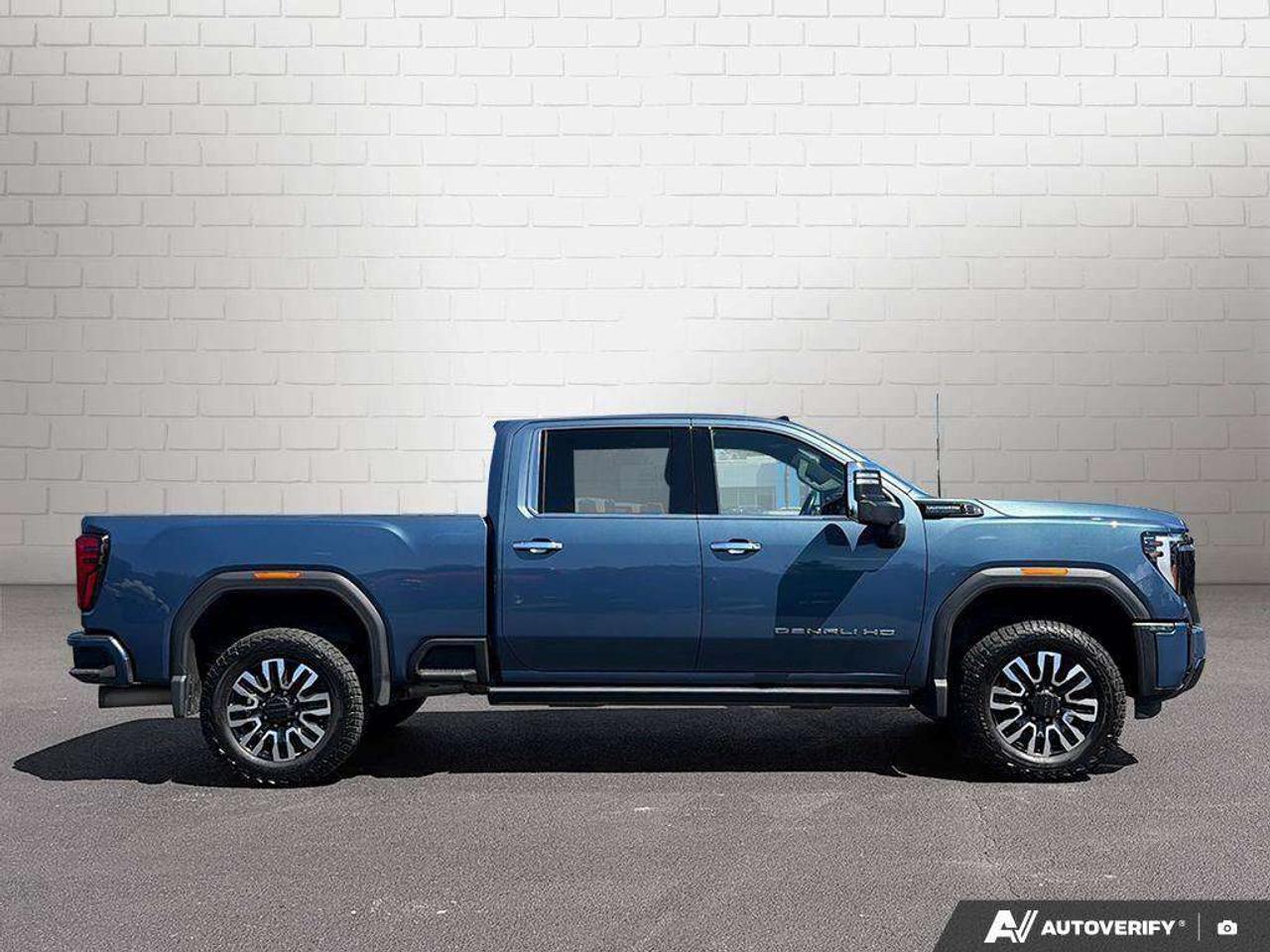 2024 GMC SIERRA 2500HD One Owner   Heated + Vented Seats   Trailer Brake Controller   Remote Start Photo