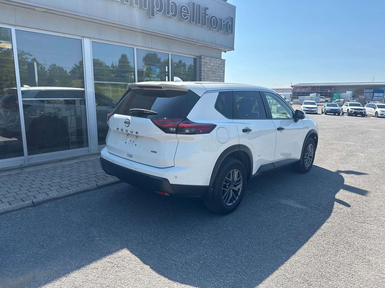 2024 Nissan Rogue S Photo