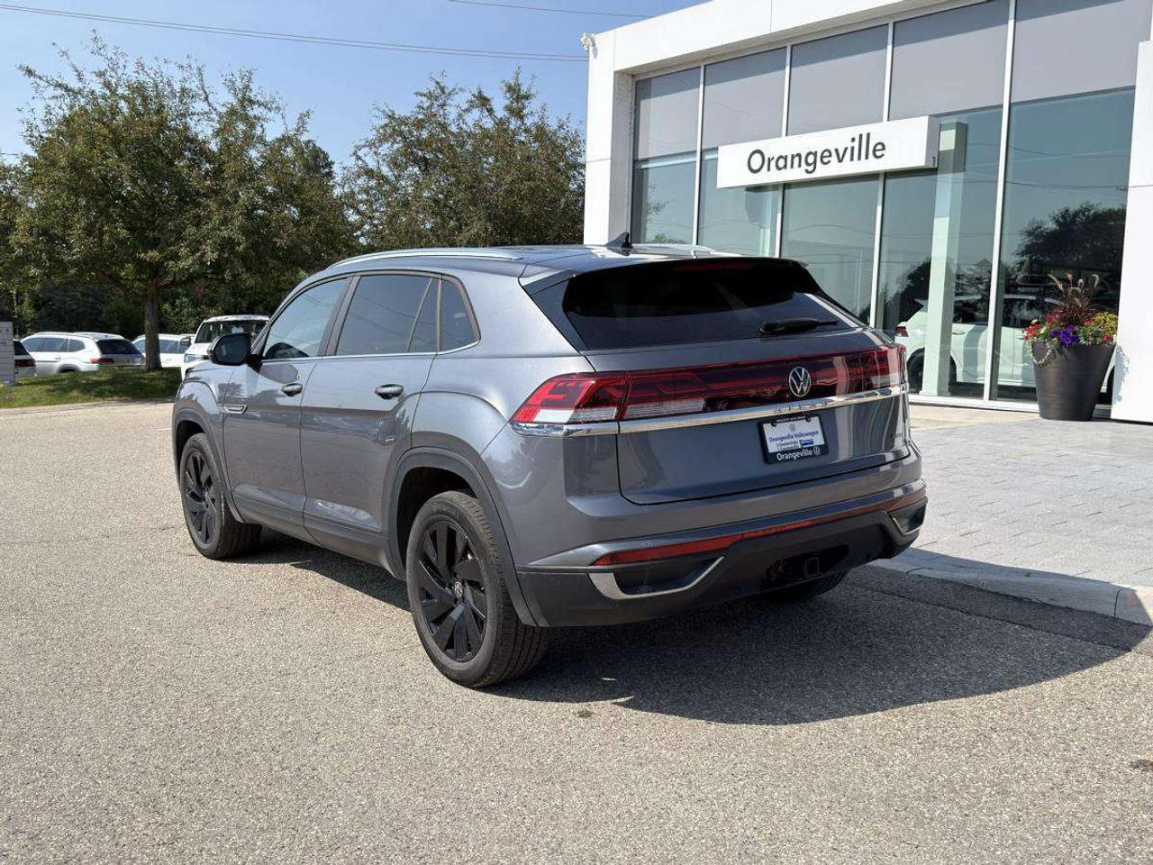 2024 Volkswagen Atlas Comfortline 2.0 TSI 4MOTION Photo3