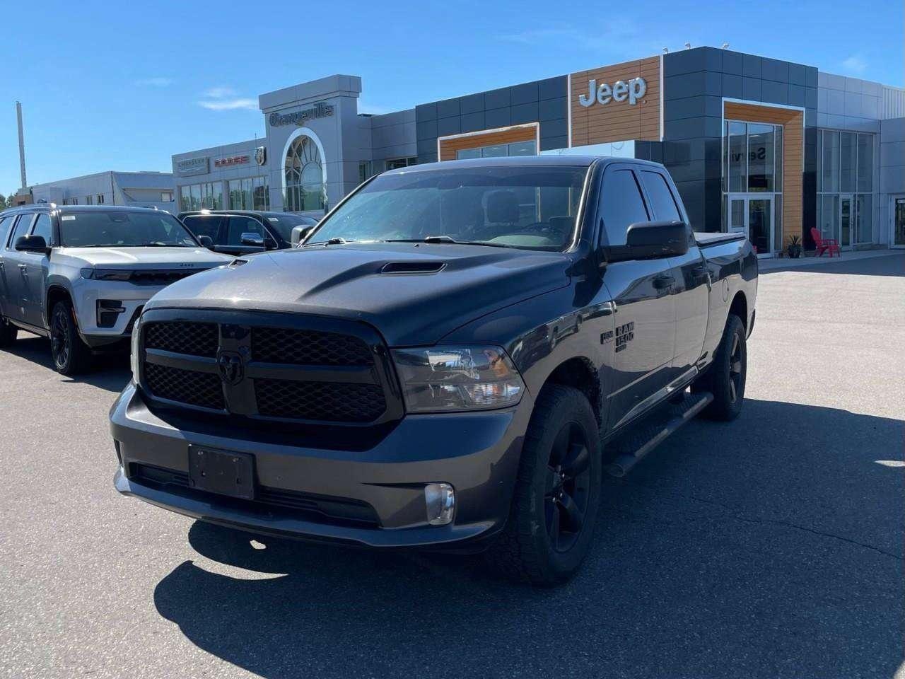 2022 RAM 1500 CLEAN CARFAX   5.7 L HEMI   HTD SEATS Photo0