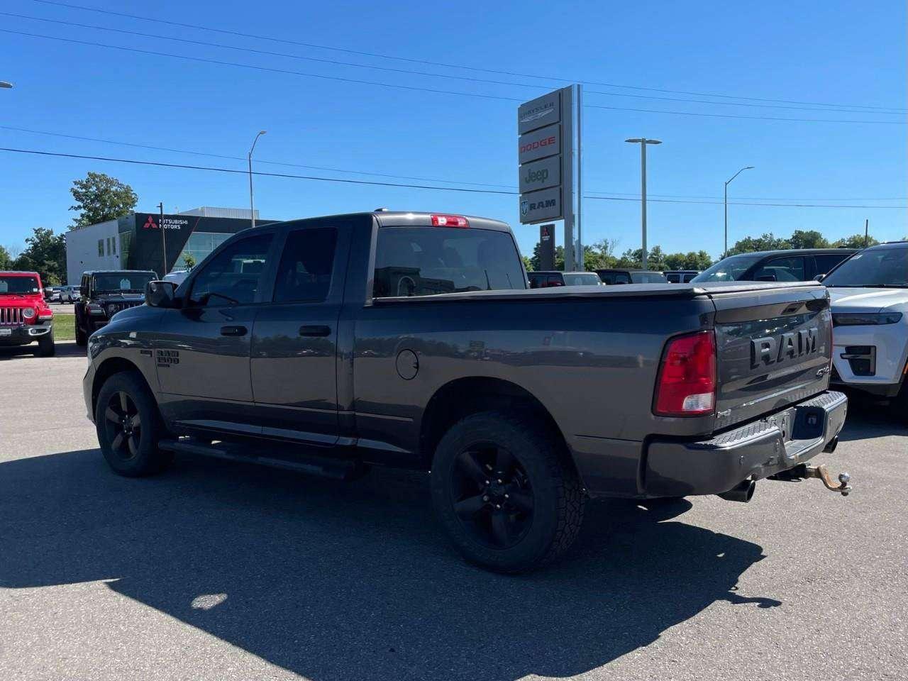 2022 RAM 1500 CLEAN CARFAX   5.7 L HEMI   HTD SEATS Photo