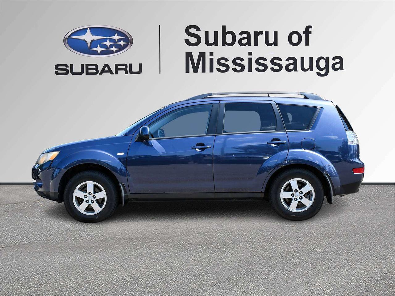 2008 Mitsubishi Outlander ES   ONE OWNER   23 SERVICE RECORDS   SOLD ASIS Photo2