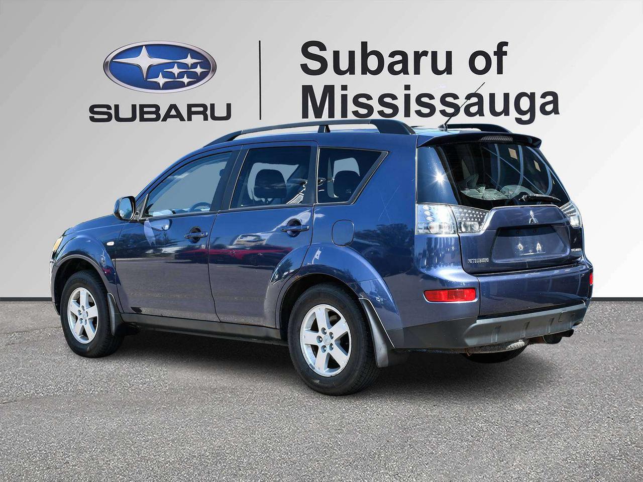 2008 Mitsubishi Outlander ES   ONE OWNER   23 SERVICE RECORDS   SOLD ASIS Photo3