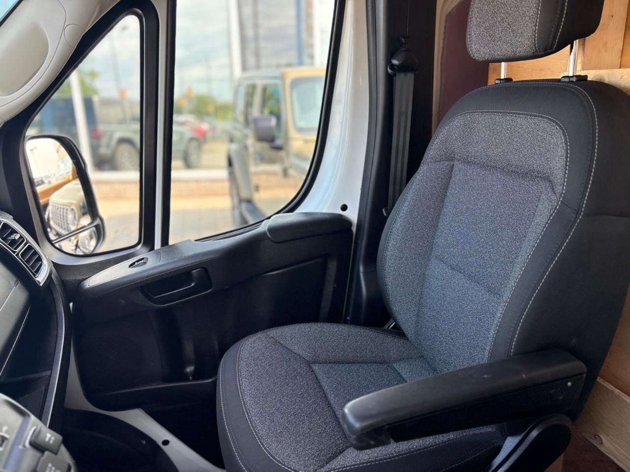 2024 RAM ProMaster 2500 High Roof Cargo Van 136 in. WB Photo