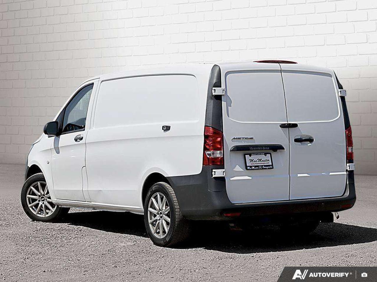 2019 Mercedes-Benz Metris Cargo Van BASE CARGO, 2.0L 4-CYL, FWD, 126 WB, 2-ONWER, AS-TRADED! Photo