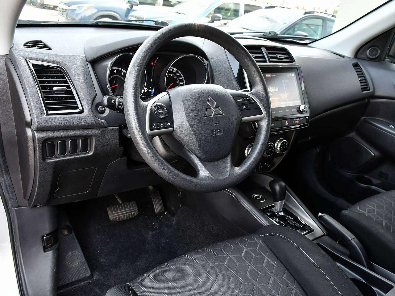 2024 Mitsubishi RVR ES   AWD   CRUISE   HEATED SEAT   BT   CAM   ALLOY Photo