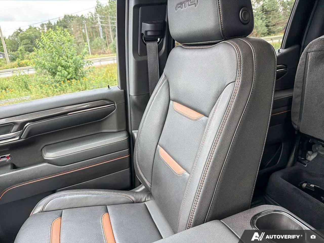 2024 GMC Sierra 1500 One Owner   Trailer Brake Controller   Sunroof   Heated Seats Photo