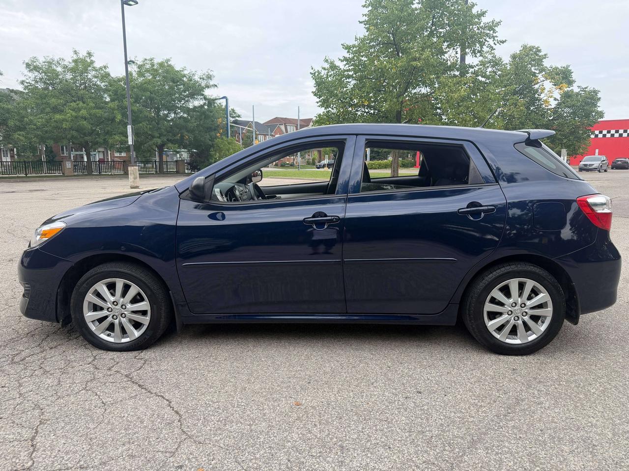 2010 Toyota Matrix !!!! JUST SOLD SOLD !!! 08/11/2026 Auto FWD Photo5