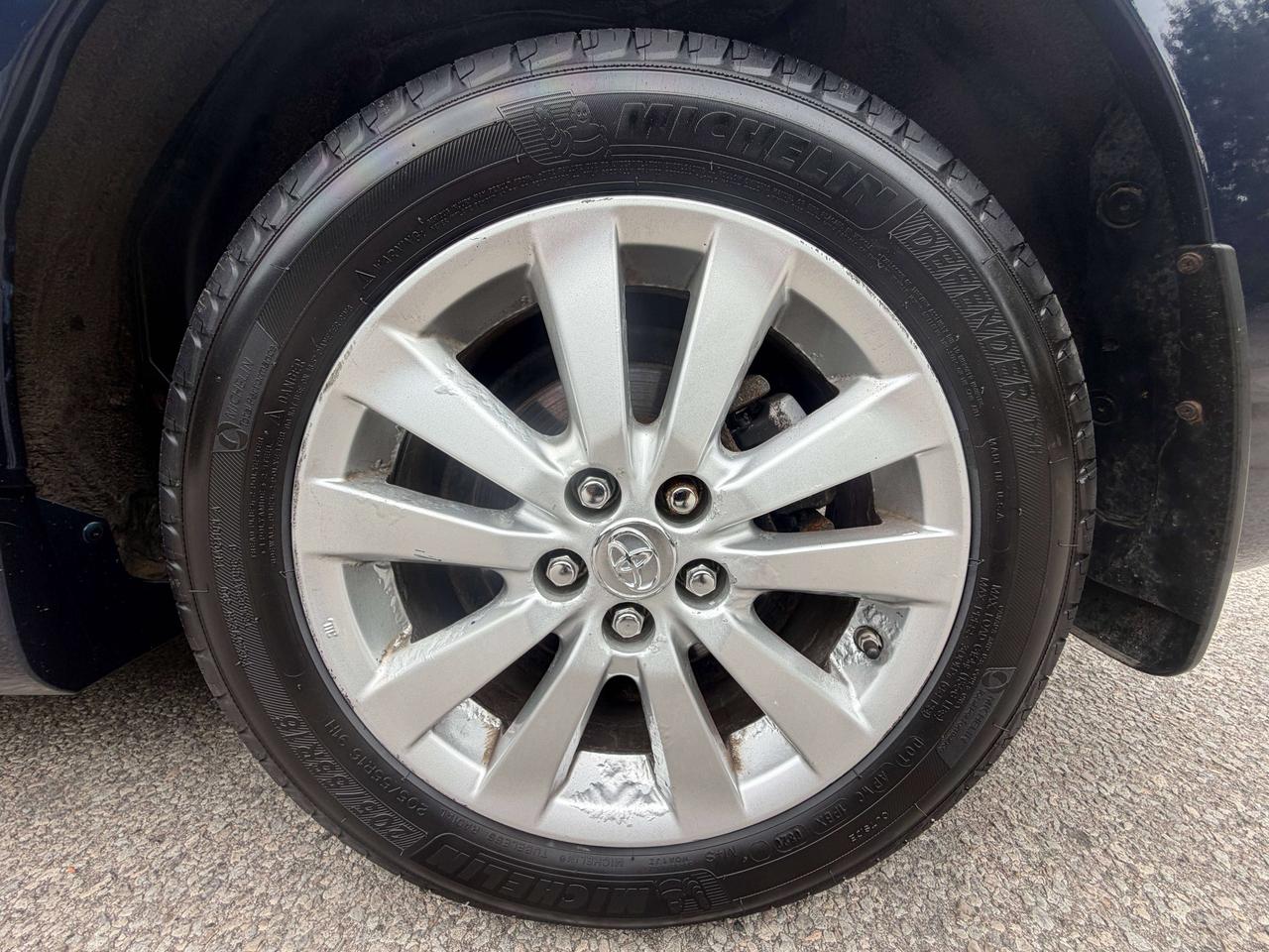 2010 Toyota Matrix !!!! JUST SOLD SOLD !!! 08/11/2026 Auto FWD Photo
