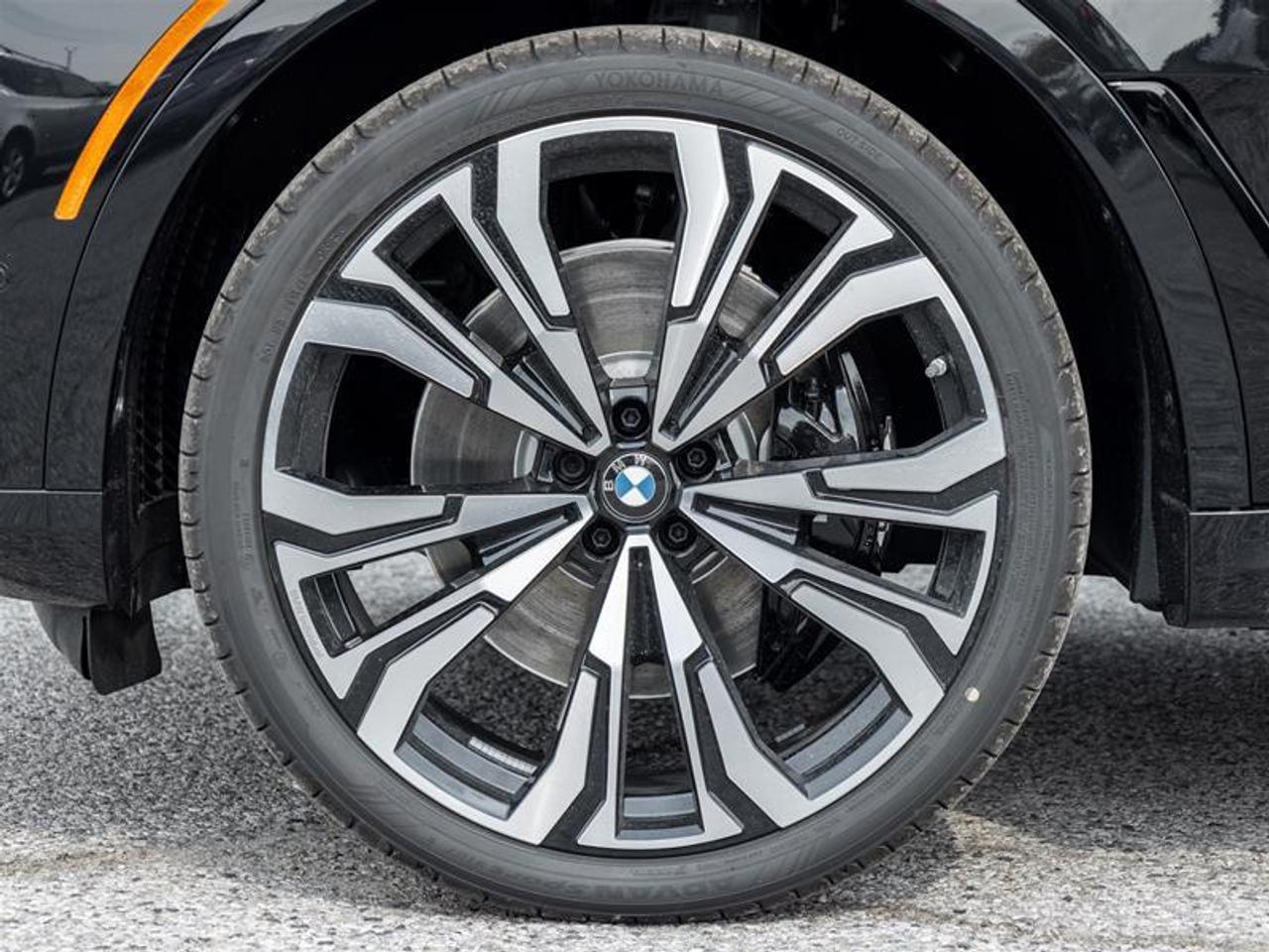 2027 BMW X7 xDrive40i 4dr All-Wheel Drive Sports Activity Vehicle Photo