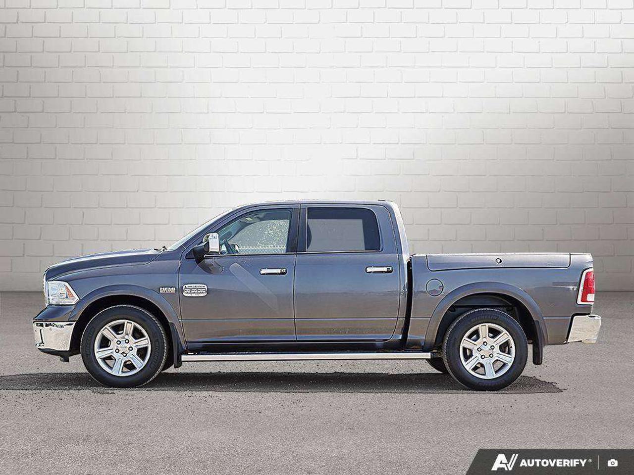 2016 RAM 1500 LONGHORN, 5.7L HEMI V8, 4X4, ALLOYS, LEATHER, RAM BOX, ALPINE, LOW KMS, 2-OWNERS, AS-TRADED CERTIFIED! Photo