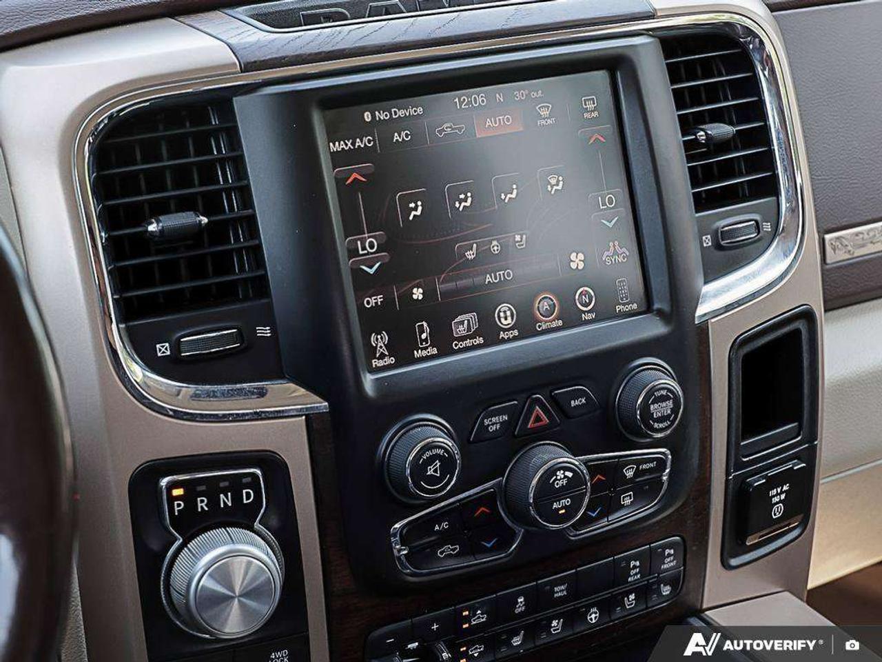 2016 RAM 1500 LONGHORN, 5.7L HEMI V8, 4X4, ALLOYS, LEATHER, RAM BOX, ALPINE, LOW KMS, 2-OWNERS, AS-TRADED CERTIFIED! Photo