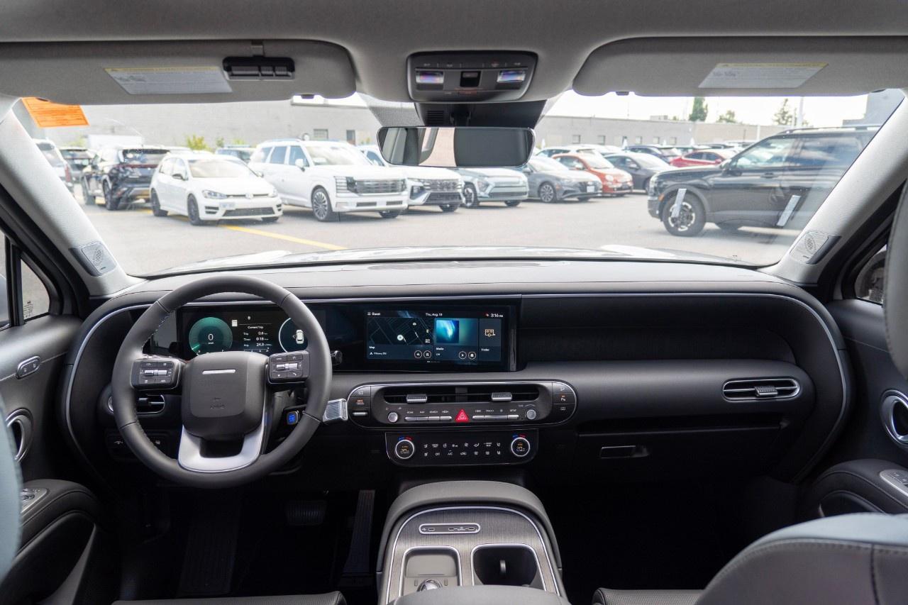 2026 Hyundai Palisade Hybrid Luxury 8-Passenger AWD Photo