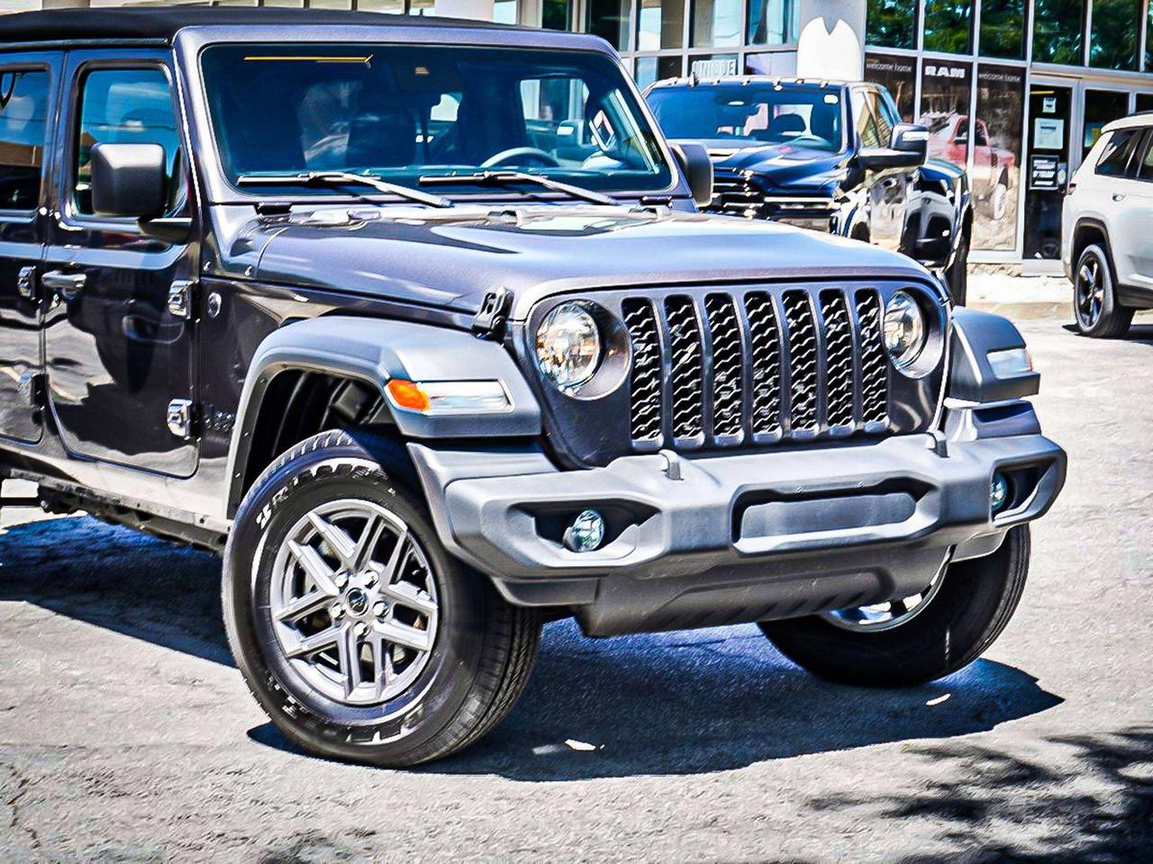 2024 Jeep Wrangler  Photo5