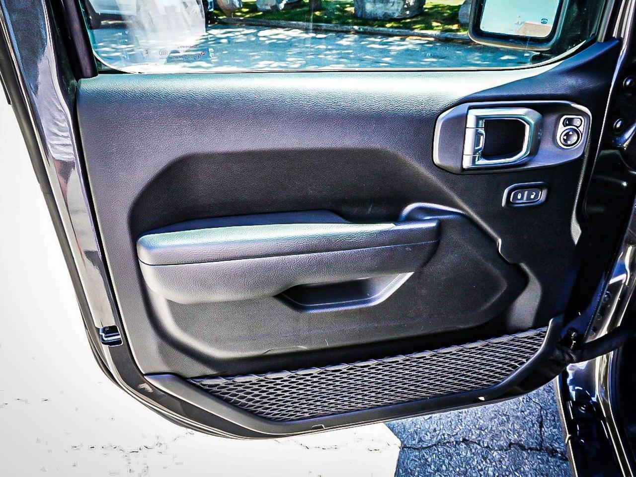 2024 Jeep Wrangler  Photo