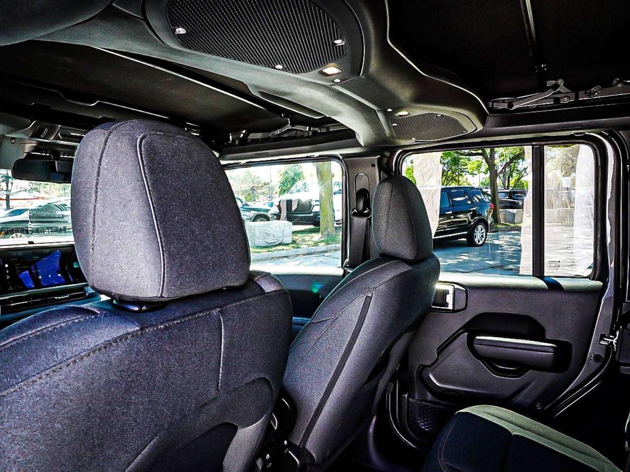 2024 Jeep Wrangler  Photo