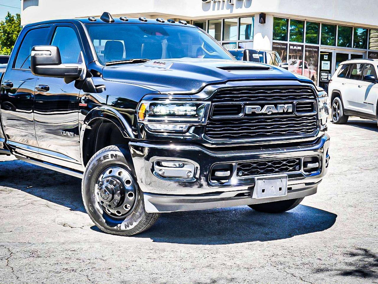 2024 RAM 3500  Photo5