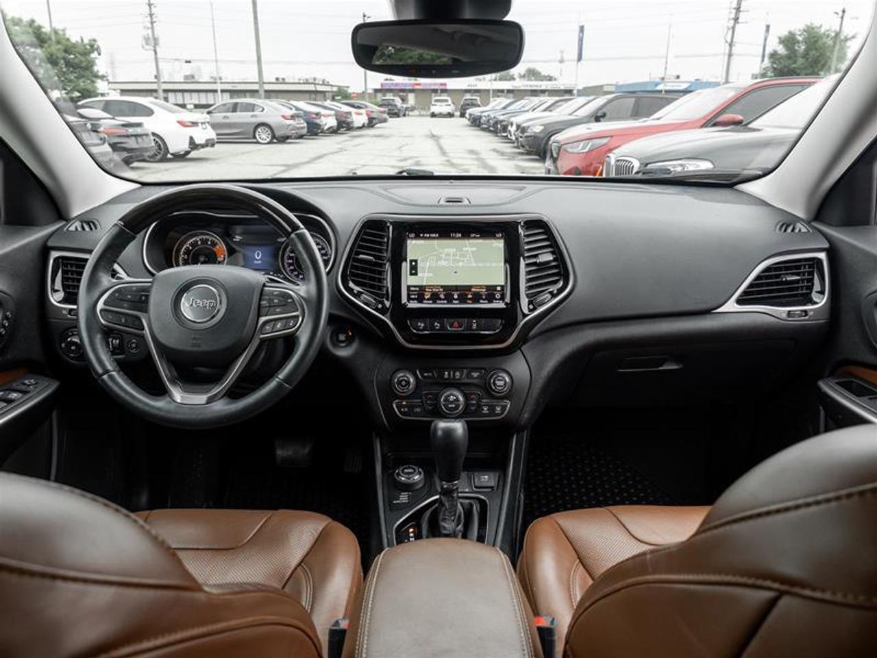 2020 Jeep Cherokee Overland 4dr 4x4 Photo