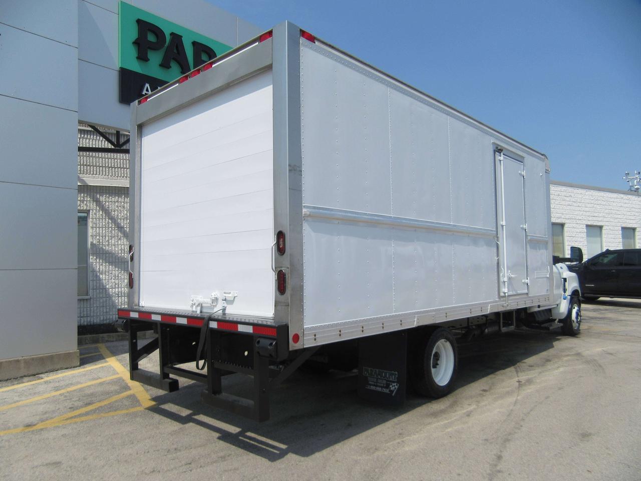 2023 International CV 515 20FT REEFER BOX WITH CARRIER S7 REEFER Photo