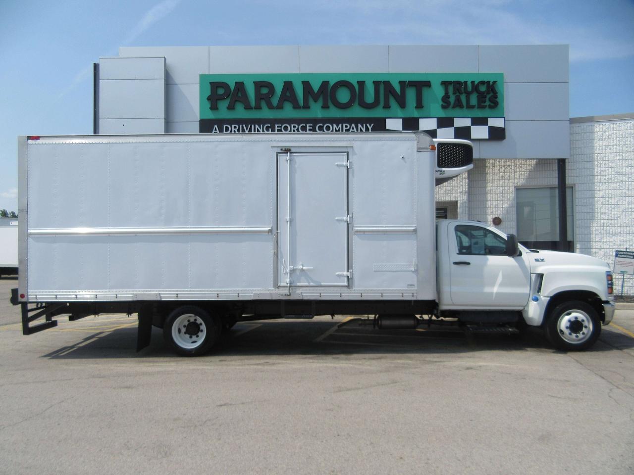 2023 International CV 515 20FT REEFER BOX WITH CARRIER S7 REEFER Photo1