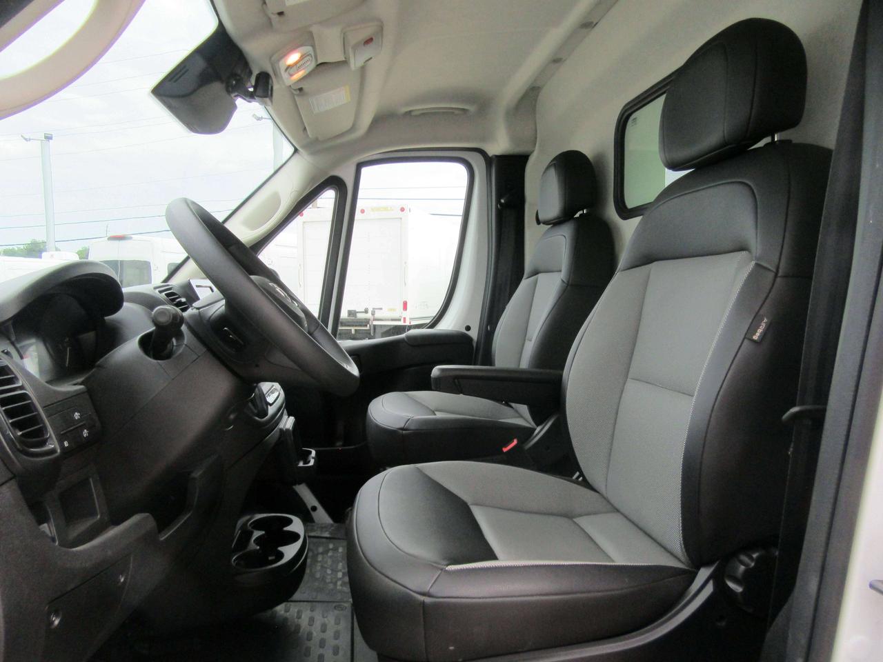 2025 RAM ProMaster 3500 159WB EXT NEW REEFER SYSTEM Photo