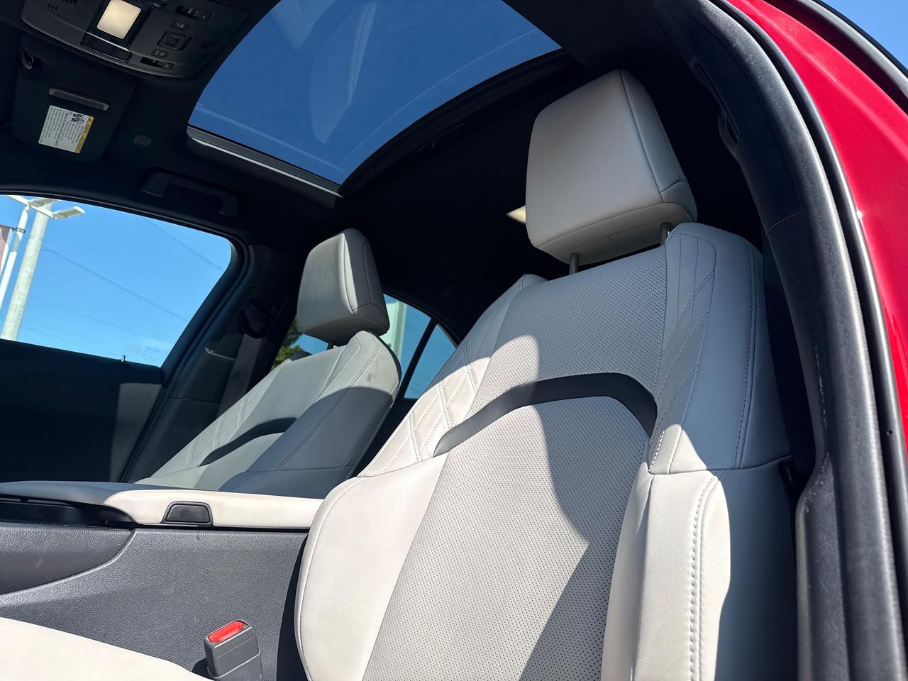 2025 Lexus UX 300H Base 4dr All-Wheel Drive Photo