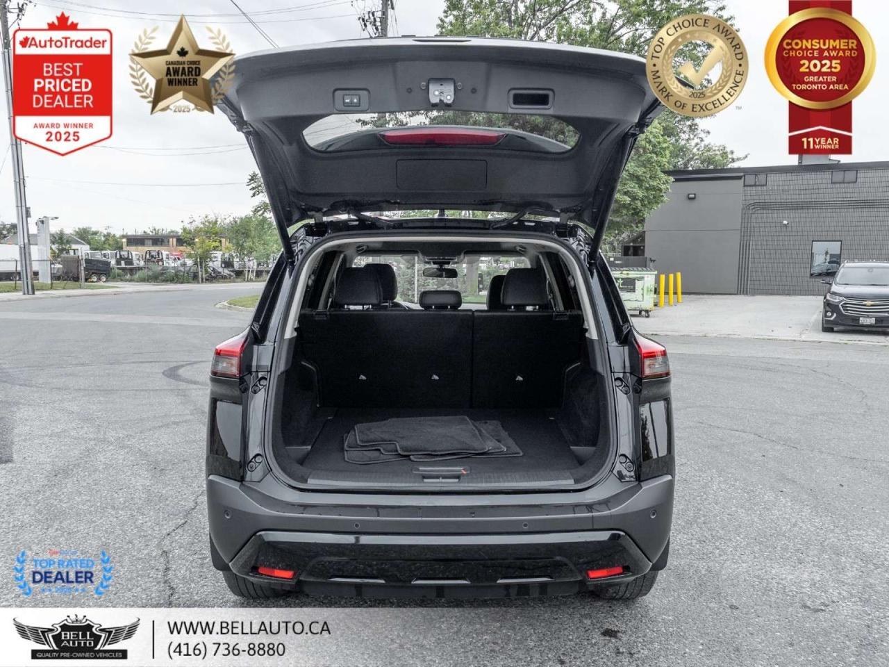 2023 Nissan Rogue SV Moonroof   360CAM   PANO   LTHR   B.SPOT   NOACCIDENT Photo