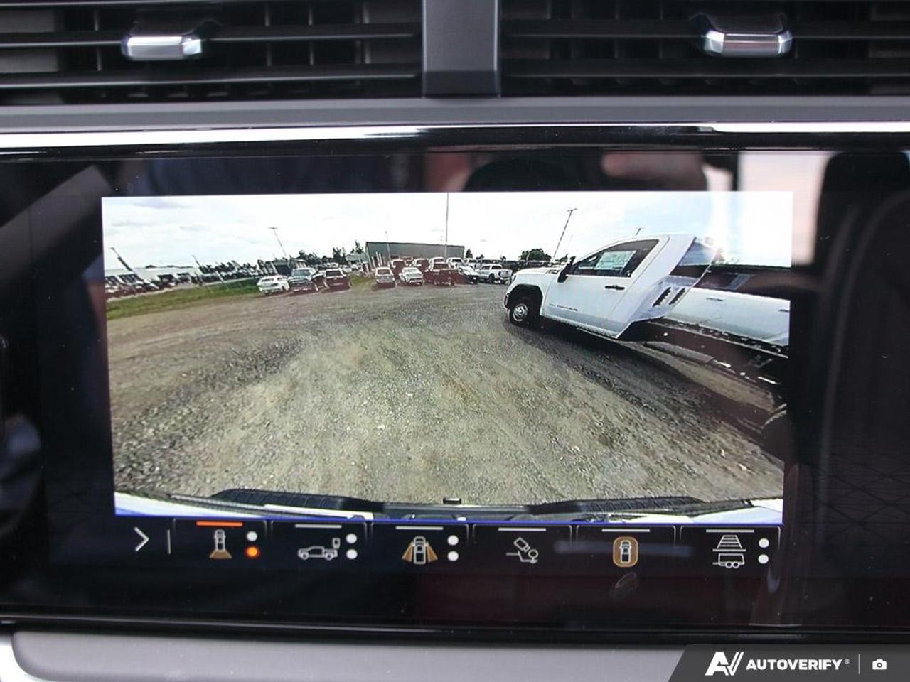 2026 GMC Sierra 3500HD 4WD Crew Cab Long Box Denali Ultimate Photo