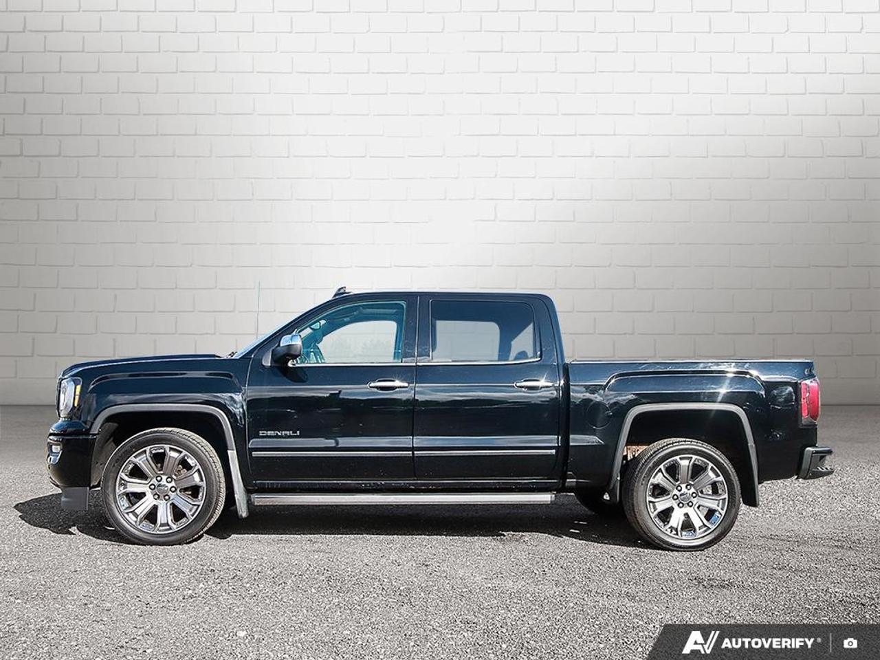 2018 GMC Sierra 1500 4WD Crew Cab Short Box Denali Photo
