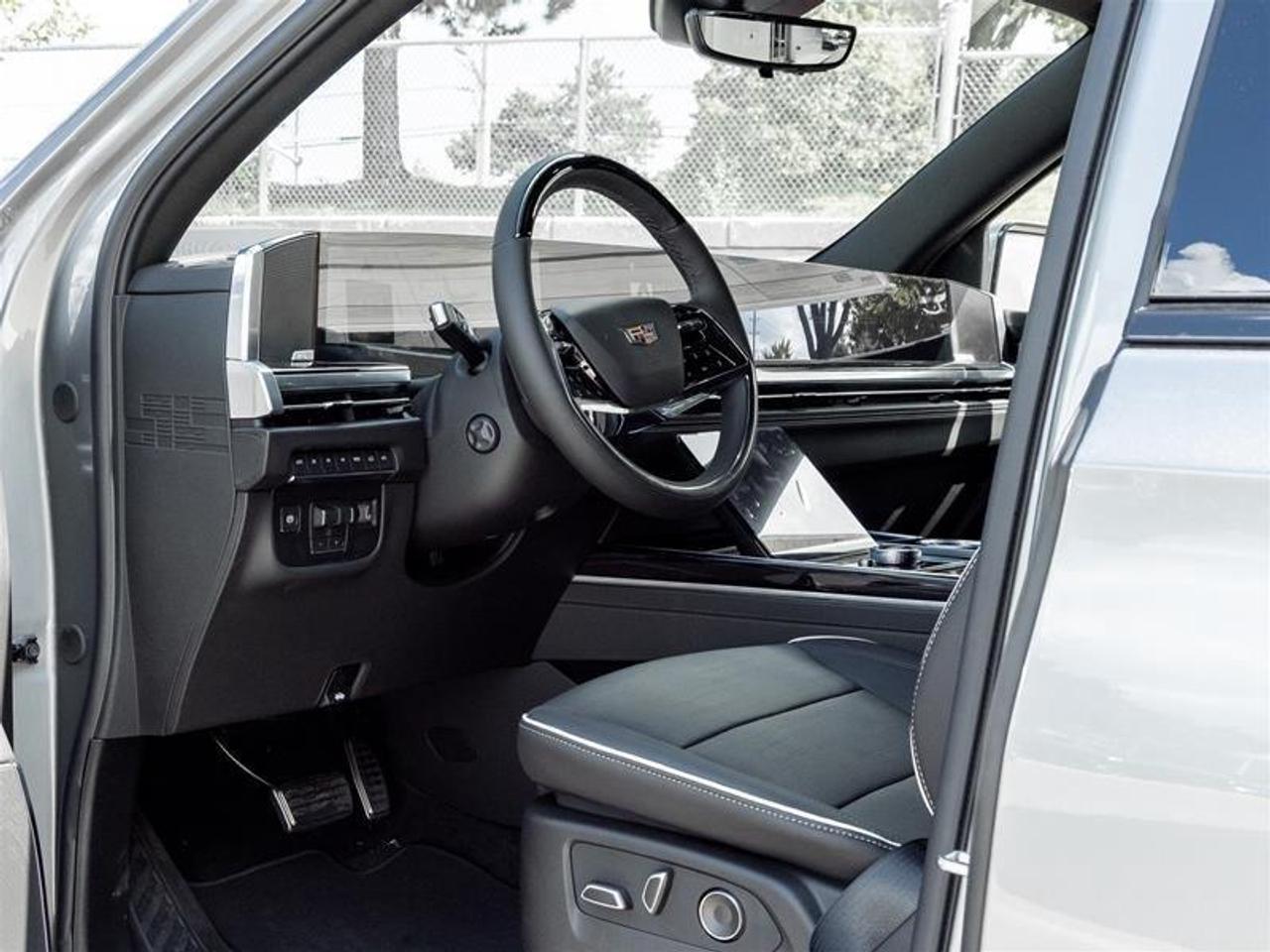 2026 Cadillac Escalade Sport 4dr 4x4 Photo