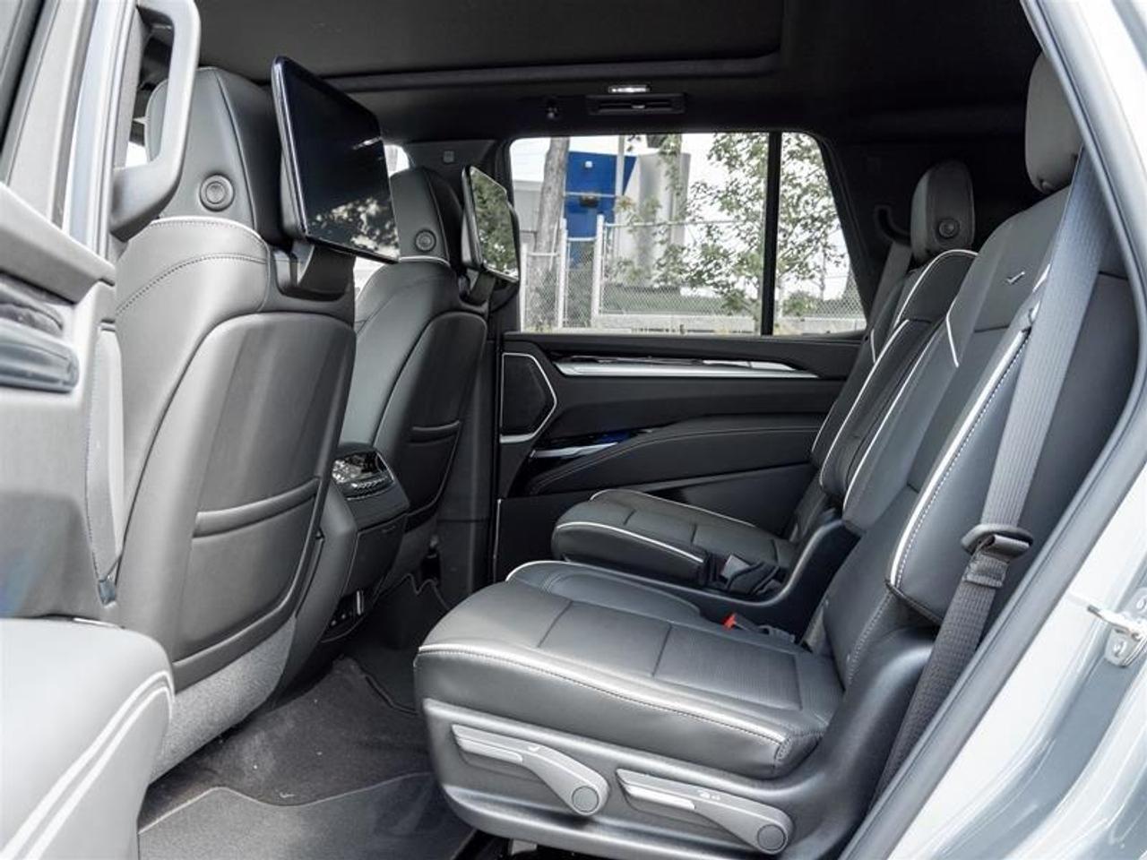 2026 Cadillac Escalade Sport 4dr 4x4 Photo