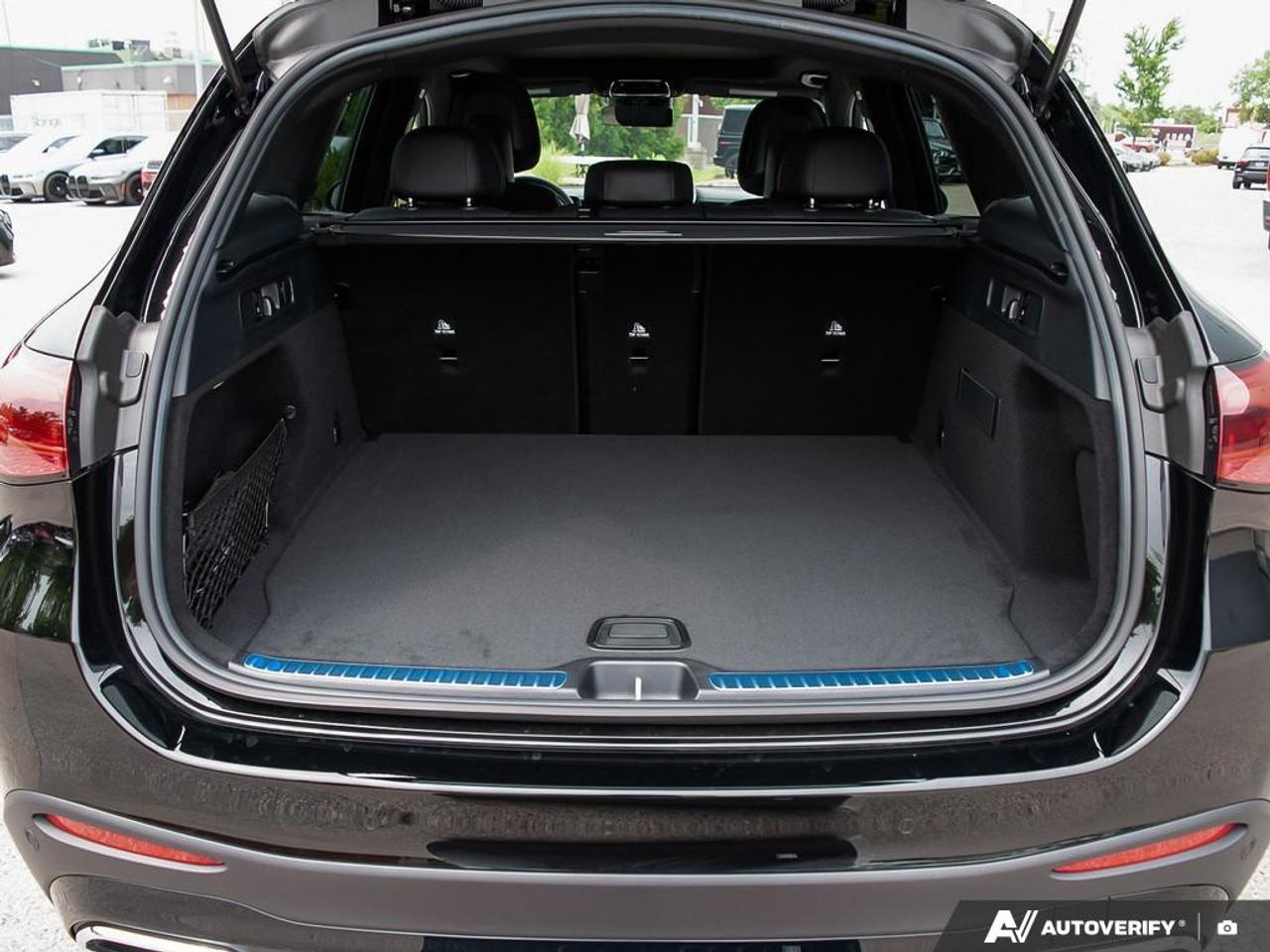 2027 Mercedes-Benz GLC 300 Base GLC 300 4dr All-Wheel Drive 4MATIC Photo