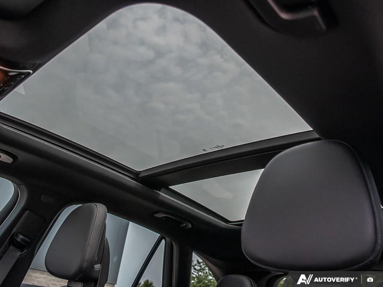 2027 Mercedes-Benz GLC 300 Base GLC 300 4dr All-Wheel Drive 4MATIC Photo