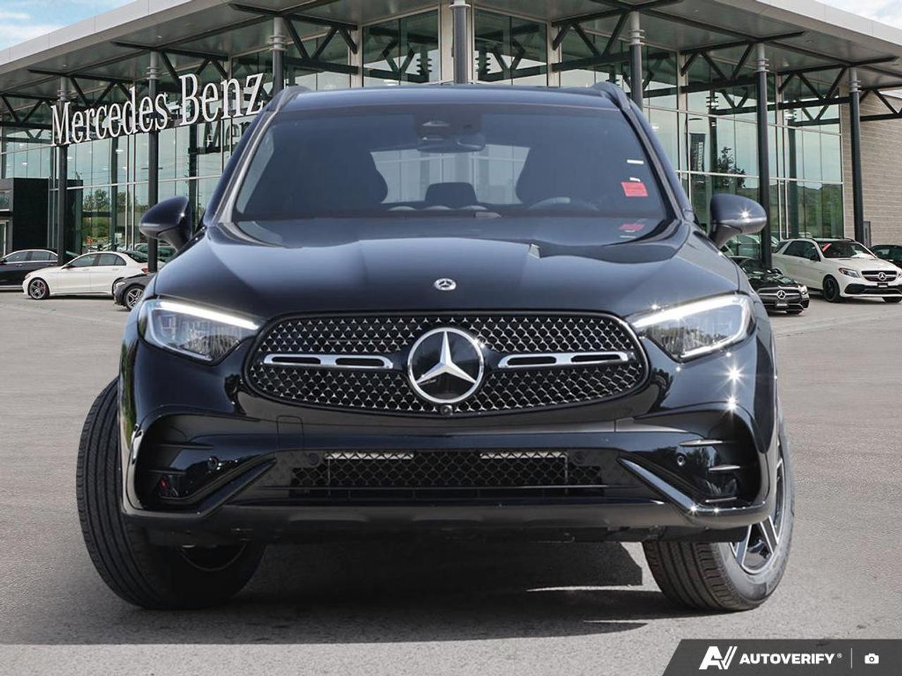 2027 Mercedes-Benz GLC 300 Base GLC 300 4dr All-Wheel Drive 4MATIC Photo1