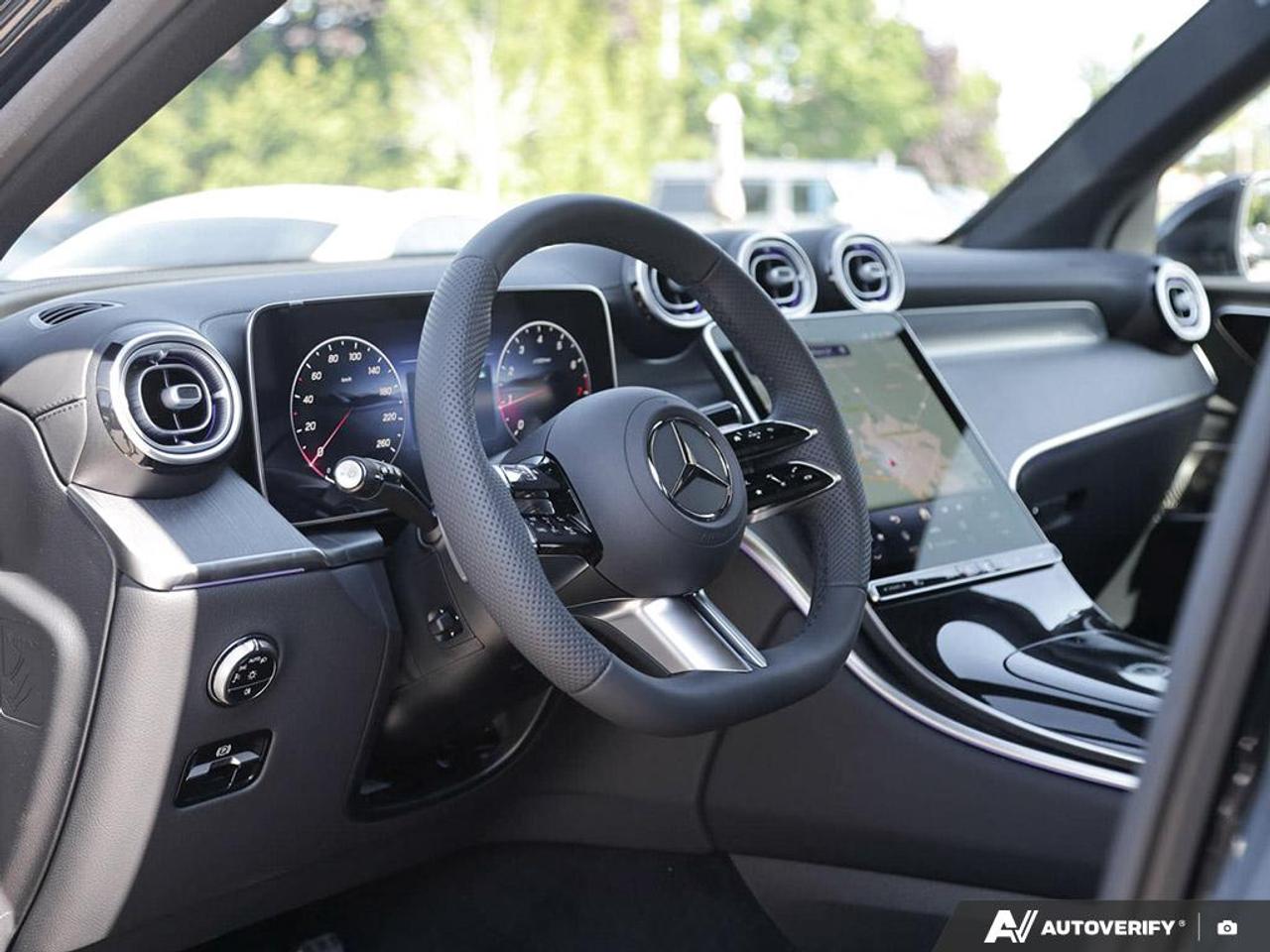2027 Mercedes-Benz GLC 300 Base GLC 300 4dr All-Wheel Drive 4MATIC Photo