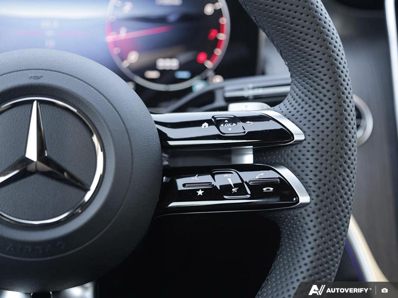 2027 Mercedes-Benz GLC 300 Base GLC 300 4dr All-Wheel Drive 4MATIC Photo