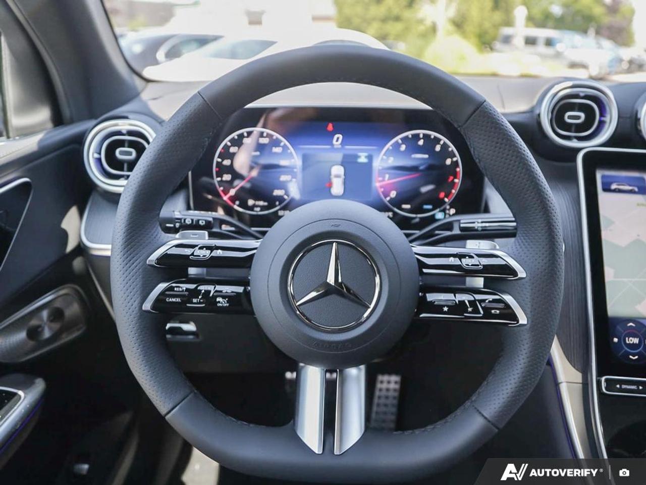 2027 Mercedes-Benz GLC 300 Base GLC 300 4dr All-Wheel Drive 4MATIC Photo