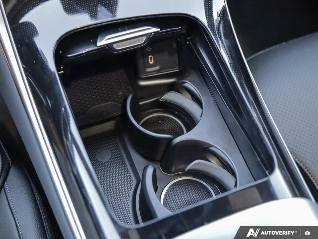2027 Mercedes-Benz GLC 300 Base GLC 300 4dr All-Wheel Drive 4MATIC Photo