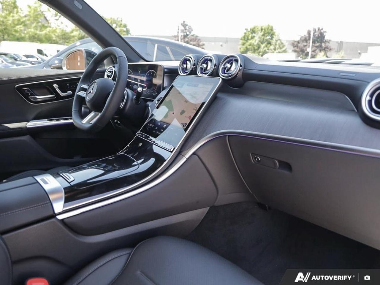 2027 Mercedes-Benz GLC 300 Base GLC 300 4dr All-Wheel Drive 4MATIC Photo