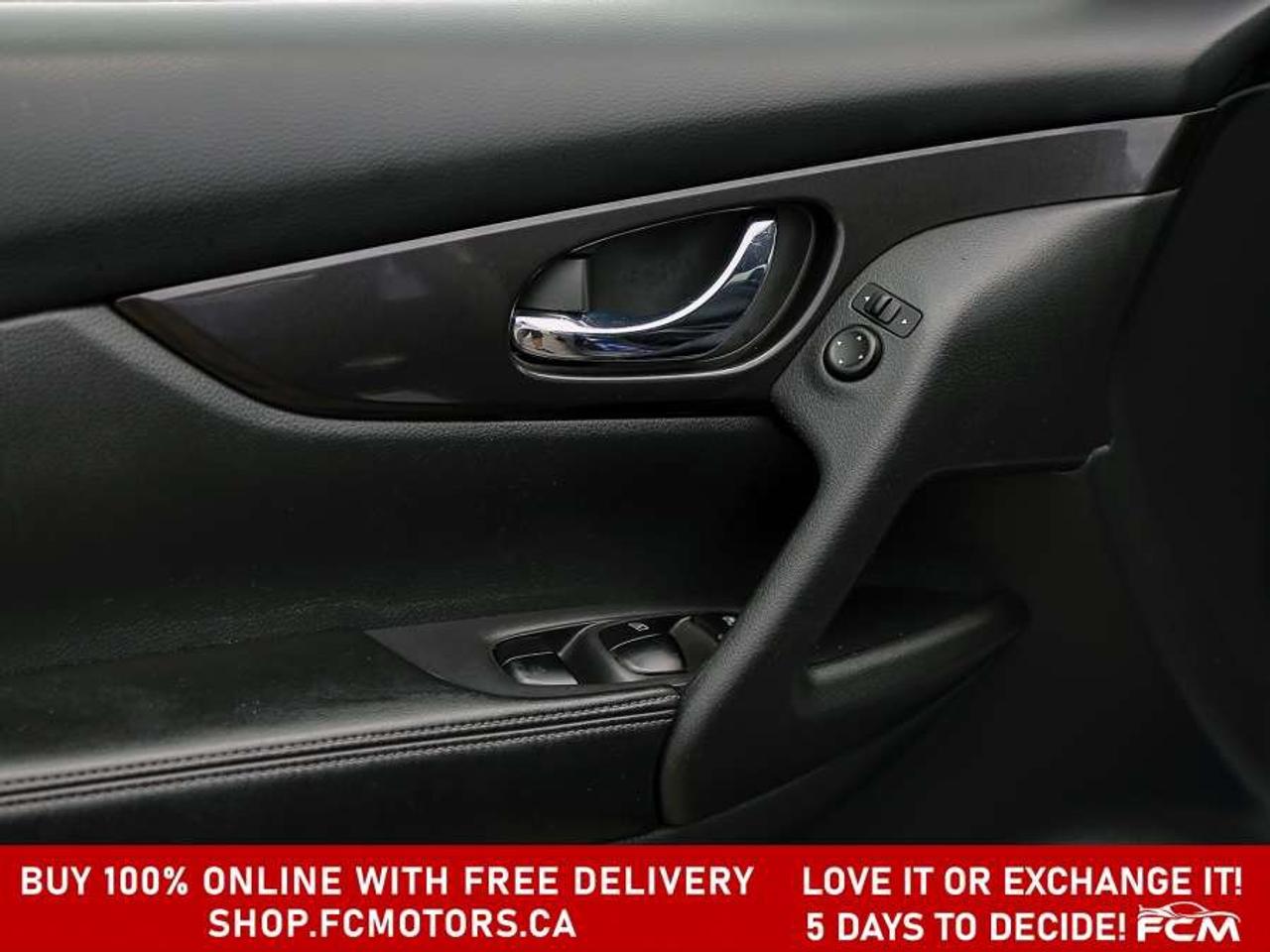 2019 Nissan Rogue SV AWD   FULLY CERTIFIED WITH WARRANTY Photo