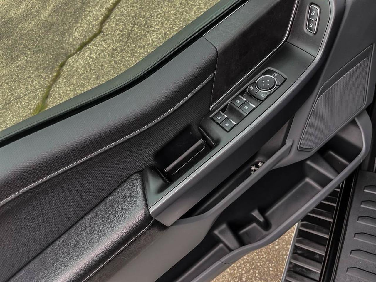 2025 Ford F-150 XLT | 3.5L EcoBoost | Clean CarFax | Blind-Spot | Apple CarPlay | Android Auto | Lane Keep | Photo