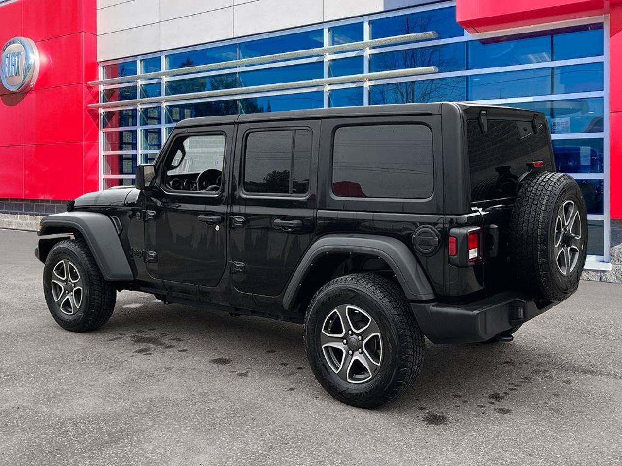 2022 Jeep Wrangler Unlimited Sport | One owner | Low Kilometers | CarPlay | Android Auto | Push Button Start | Photo2